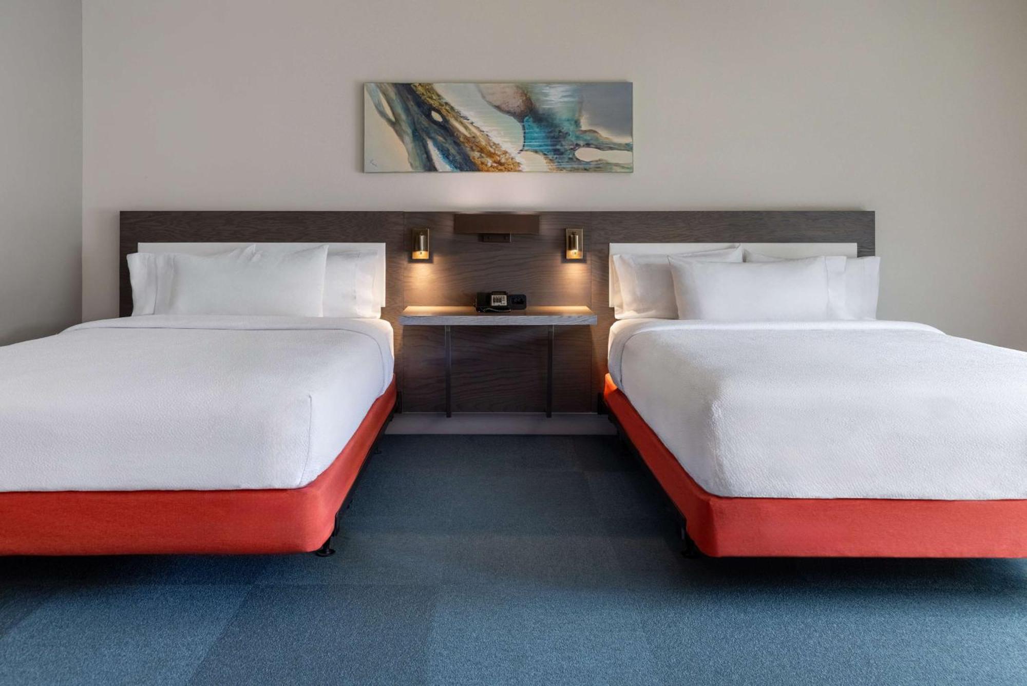Hilton Garden Inn Фредериктон Экстерьер фото