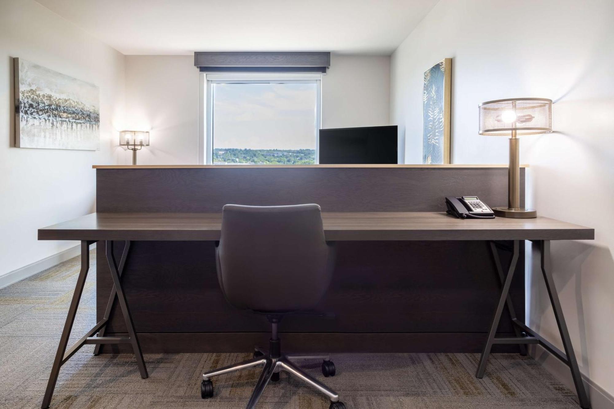 Hilton Garden Inn Фредериктон Экстерьер фото