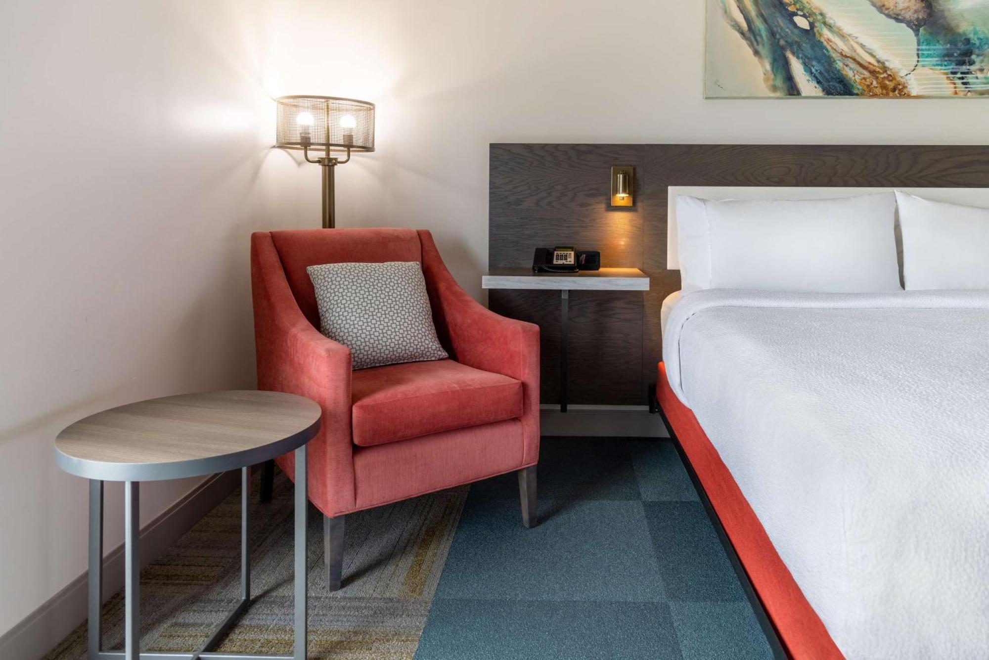 Hilton Garden Inn Фредериктон Экстерьер фото